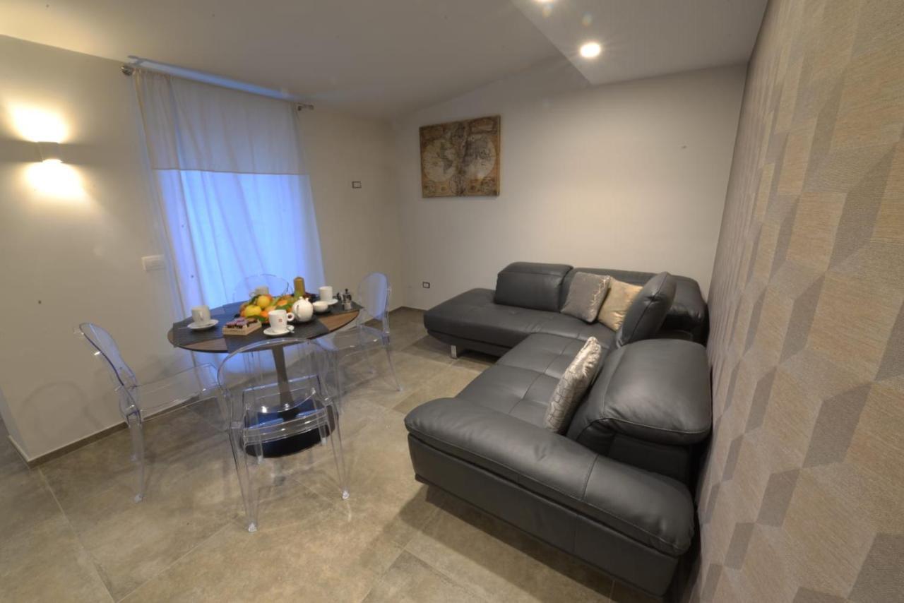 Cappellanio Suite & Apartament Монтескальозо Экстерьер фото